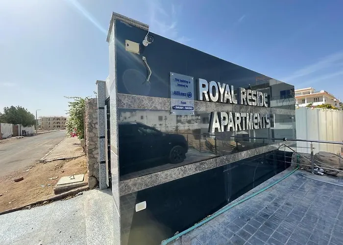 Lovely 3 Bdr With Sea View And Private Rooftop Area, Free Pool & Wild Beach Access * Sharm el-Sheikh